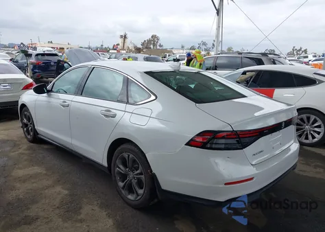 2023 Honda Accord Ex z USA, uszkodzony, nr VIN 1HGCY1F30PA030604